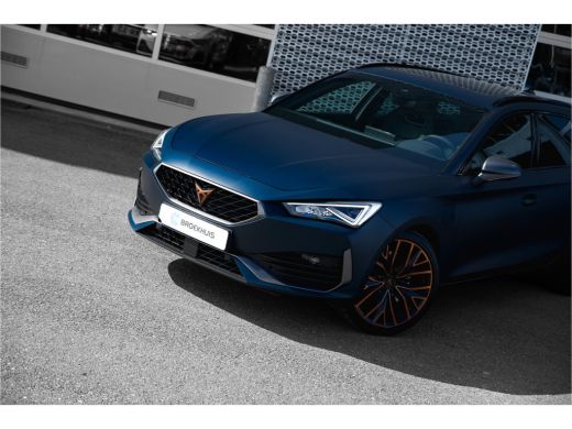 Seat Leon Sportstourer 1.4 e-Hybrid VZ Business | Vol. Leder | Panoramadak | Carplay | Camera ActivLease financial lease