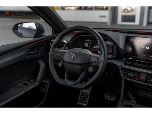 Seat Leon Sportstourer 1.4 e-Hybrid VZ Business | Vol. Leder | Panoramadak | Carplay | Camera ActivLease financial lease