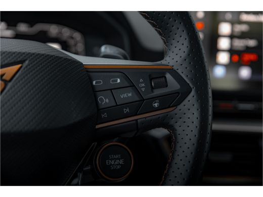 Seat Leon Sportstourer 1.4 e-Hybrid VZ Business | Vol. Leder | Panoramadak | Carplay | Camera ActivLease financial lease