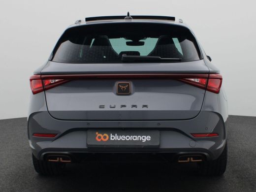 Seat Leon Sportstourer 1.4 e-Hybrid VZ Performance 245PK DSG full led, panoramdak, adaptive cruise, side assist, stuur-s... ActivLease financial lease