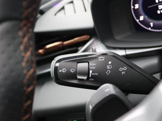 Seat Terramar 1.5 TSI e-Hybrid VZ Performance 272PK DSG matrix led, trekhaak, Sennheiser audio, 360gr. camera, ... ActivLease financial lease