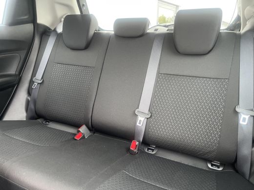 Suzuki Swift 1.2 Style Smart Hybrid Automaat | Climate Control | Navigatiesysteem | Stoelverwarming | Achterui... ActivLease financial lease