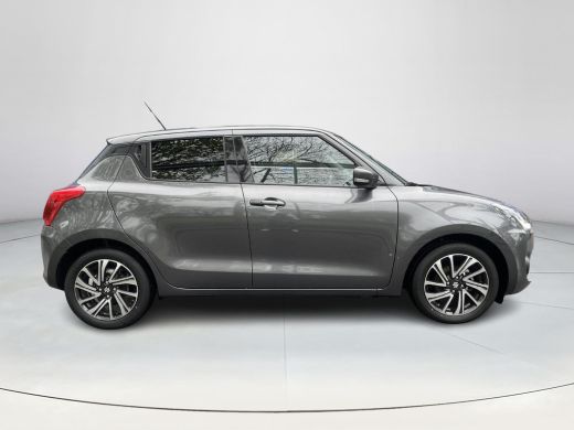 Suzuki Swift 1.2 Style Smart Hybrid Automaat | Climate Control | Navigatiesysteem | Stoelverwarming | Achterui... ActivLease financial lease