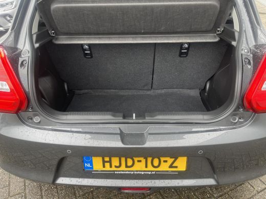 Suzuki Swift 1.2 Style Smart Hybrid Automaat | Climate Control | Navigatiesysteem | Stoelverwarming | Achterui... ActivLease financial lease