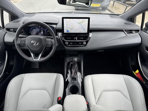 Toyota Corolla Touring Sports Hybrid 200 GR Sport | 06-10141018 Voor meer informatie ActivLease financial lease