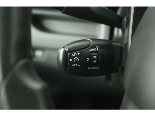 Toyota ProAce Worker 2.0 L2H1 145PK Airco Cruise Carplay 3 Persoons Parkeersensoren Schuifdeur ActivLease financial lease