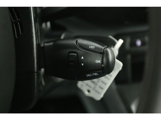 Toyota ProAce Worker 2.0 L2H1 145PK Airco Cruise Carplay 3 Persoons Parkeersensoren Schuifdeur ActivLease financial lease