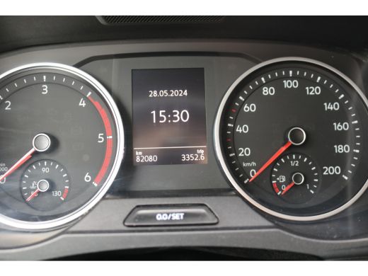 Volkswagen Crafter 2.0 TDI 140pk L3 H3 Automaat Airco Navigatie Trekhaak ActivLease financial lease