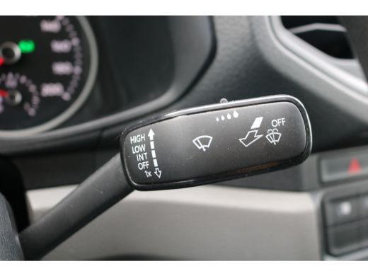 Volkswagen Crafter 2.0 TDI 140pk L3 H3 Automaat Airco Navigatie Trekhaak ActivLease financial lease