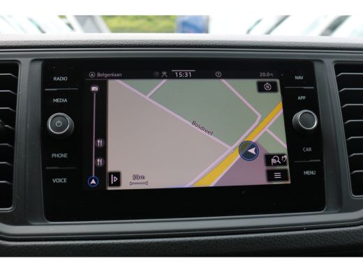 Volkswagen Crafter 2.0 TDI 140pk L3 H3 Automaat Airco Navigatie Trekhaak ActivLease financial lease