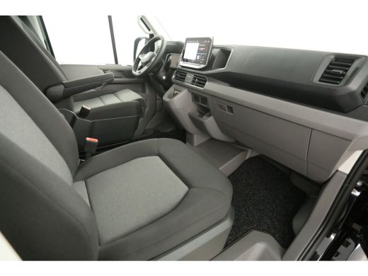 Volkswagen Crafter 2.0 TDI DSG HIGHLINE EXCLUSIVE L3H3 | FACELIFT MODEL | BPM VRIJ | NIEUW 3000KG TREKHAAK VIRTUAL A... ActivLease financial lease