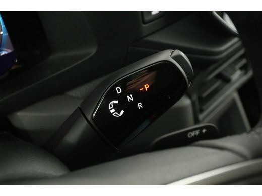 Volkswagen Crafter 2.0 TDI DSG HIGHLINE EXCLUSIVE L3H3 | FACELIFT MODEL | BPM VRIJ | NIEUW 3000KG TREKHAAK VIRTUAL A... ActivLease financial lease