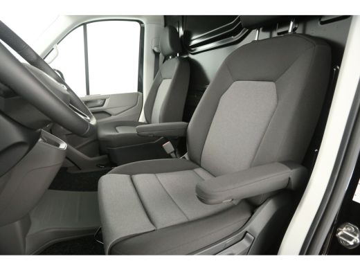 Volkswagen Crafter 2.0 TDI DSG HIGHLINE EXCLUSIVE L3H3 | FACELIFT MODEL | BPM VRIJ | NIEUW 3000KG TREKHAAK VIRTUAL A... ActivLease financial lease