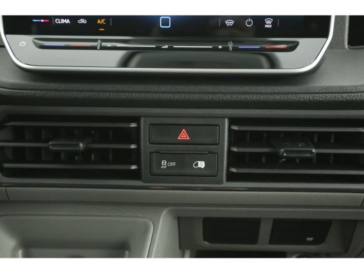 Volkswagen Crafter 2.0 TDI DSG HIGHLINE EXCLUSIVE L3H3 | FACELIFT MODEL | BPM VRIJ | NIEUW 3000KG TREKHAAK VIRTUAL A... ActivLease financial lease