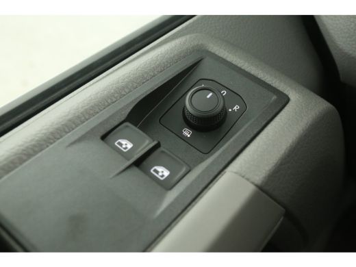 Volkswagen Crafter 2.0 TDI DSG HIGHLINE EXCLUSIVE L3H3 | FACELIFT MODEL | BPM VRIJ | NIEUW 3000KG TREKHAAK VIRTUAL A... ActivLease financial lease