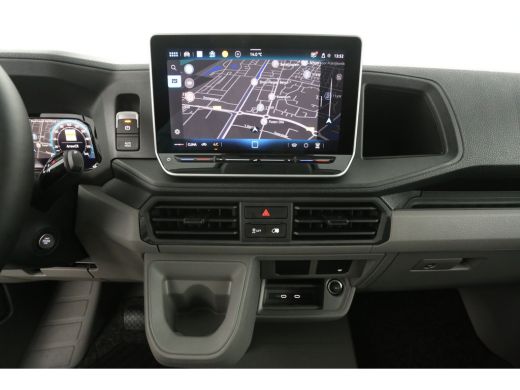 Volkswagen Crafter 2.0 TDI DSG HIGHLINE EXCLUSIVE L3H3 | FACELIFT MODEL | BPM VRIJ | NIEUW 3000KG TREKHAAK VIRTUAL A... ActivLease financial lease