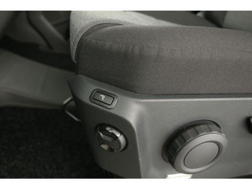 Volkswagen Crafter 2.0 TDI DSG HIGHLINE EXCLUSIVE L3H3 | FACELIFT MODEL | BPM VRIJ | NIEUW 3000KG TREKHAAK VIRTUAL A... ActivLease financial lease