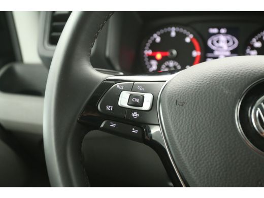 Volkswagen Crafter 35 2.0 TDI L3H3 140PK | NIEUW | BPM VRIJ | 3000KG | Airco Cruise Camera Carplay Massagestoel 3 Pe... ActivLease financial lease