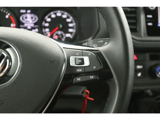 Volkswagen Crafter 35 2.0 TDI L3H3 140PK | NIEUW | BPM VRIJ | 3000KG | Airco Cruise Camera Carplay Massagestoel 3 Pe... ActivLease financial lease