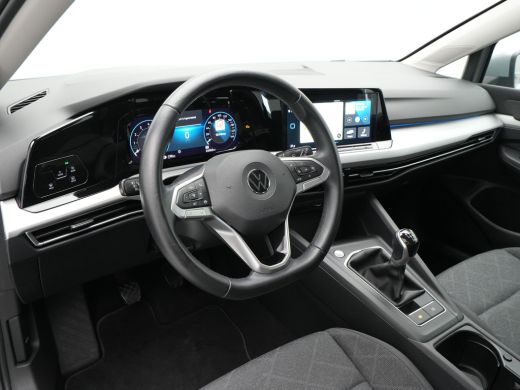 Volkswagen Golf 1.0 TSI 110pk Life Navigatie Pdc Acc Lm Velgen 281 ActivLease financial lease