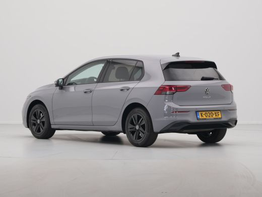 Volkswagen Golf 1.0 TSI 110pk Life Navigatie Pdc Acc Lm Velgen 281 ActivLease financial lease