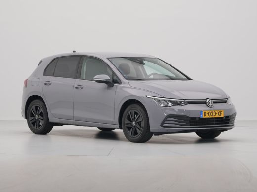 Volkswagen Golf 1.0 TSI 110pk Life Navigatie Pdc Acc Lm Velgen 281 ActivLease financial lease