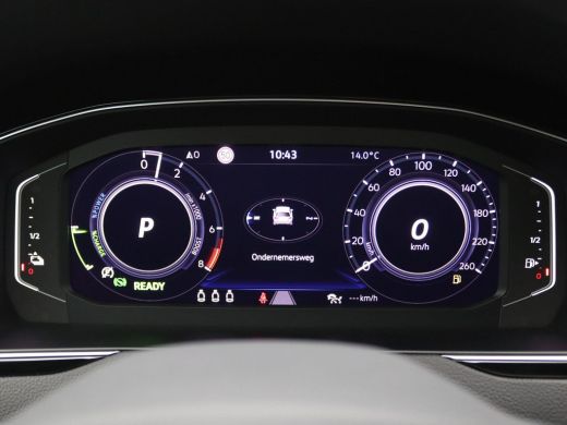 Volkswagen Passat Variant 1.4 TSI PHEV GTE Business 218PK DSG full led, adaptive cruise met travel assist, stoelver... ActivLease financial lease