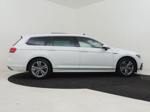 Volkswagen Passat Variant 1.5 TSI R-Line Business + Automaat/DSG | 100% Dealeronderhouden | Panorama-dak | Trekhaak... ActivLease financial lease