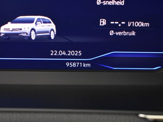 Volkswagen Passat Variant 1.5 TSI R-Line Business + Automaat/DSG | 100% Dealeronderhouden | Panorama-dak | Trekhaak... ActivLease financial lease