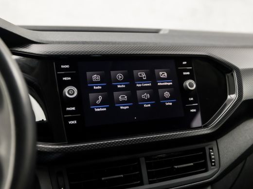 Volkswagen T-Cross 1.0 TSI Sport Automaat (APPLE CARPLAY, ADAPTIVE CRUISE, SPORTSTOELEN, ELEK PAKKET, LM VELGEN, ARM... ActivLease financial lease