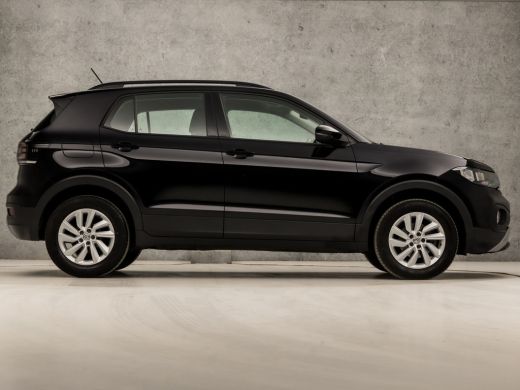 Volkswagen T-Cross 1.0 TSI Sport Automaat (APPLE CARPLAY, ADAPTIVE CRUISE, SPORTSTOELEN, ELEK PAKKET, LM VELGEN, ARM... ActivLease financial lease