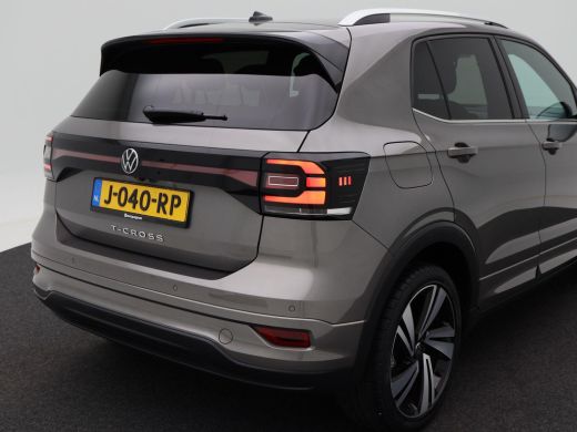 Volkswagen T-Cross 1.5 TSi 150 Pk Automaat R-Line | Full LED | Navigatie | Camera | 18 Inch | Privacy Glass | Adapti... ActivLease financial lease