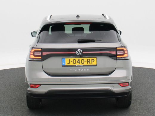 Volkswagen T-Cross 1.5 TSi 150 Pk Automaat R-Line | Full LED | Navigatie | Camera | 18 Inch | Privacy Glass | Adapti... ActivLease financial lease