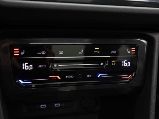 Volkswagen Tiguan 1.5 TSi 150 Pk Automaat R-Line Business+ | Full LED | Panoramadak | Black Style | Camera | Naviga... ActivLease financial lease