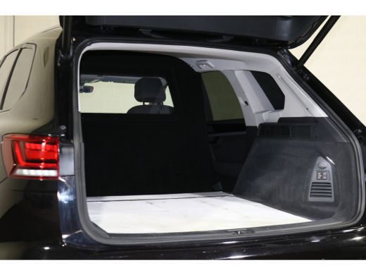 Volkswagen Touareg 3.0 TDI V6 Grijs Kenteken Bpm Vrij ActivLease financial lease