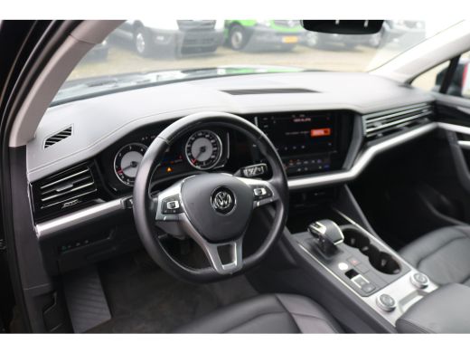Volkswagen Touareg 3.0 TDI V6 Grijs Kenteken Bpm Vrij ActivLease financial lease