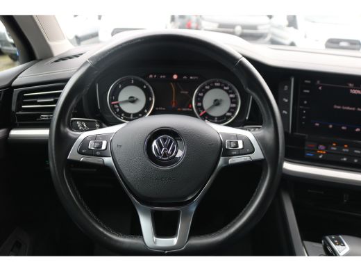 Volkswagen Touareg 3.0 TDI V6 Grijs Kenteken Bpm Vrij ActivLease financial lease