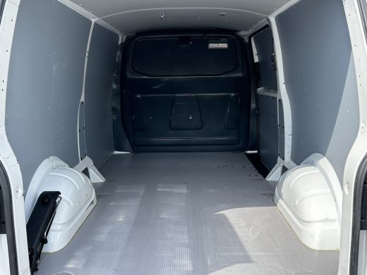 Volkswagen Transporter 2.0 TDI HIGHLINE+ / L2H1 / TREKHAAK / NAVI / CRUISE / AIRCO / PDC / APPLE CARPLAY / ANDROID ActivLease financial lease