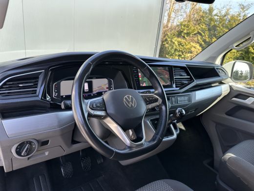 Volkswagen Transporter 2.0 TDI / L1H1 / BULLI / TREKHAAK / VIRTUAL / SOFTCLOSE / CAMERA / ADAPTIVE CRUISE / CARPLAY ActivLease financial lease
