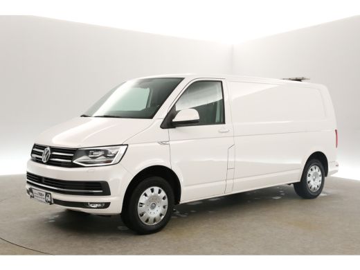 Volkswagen Transporter 2.0 TDI L2H1 150PK DSG Automaat Airco Cruise Camera 3 Persoons LED PDC Trekhaak ActivLease financial lease