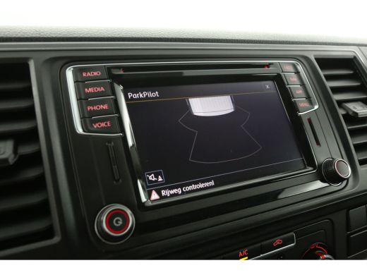 Volkswagen Transporter 2.0 TDI L2H1 150PK DSG Automaat Airco Cruise Carplay Navigatie PDC Elektrpakket ActivLease financial lease