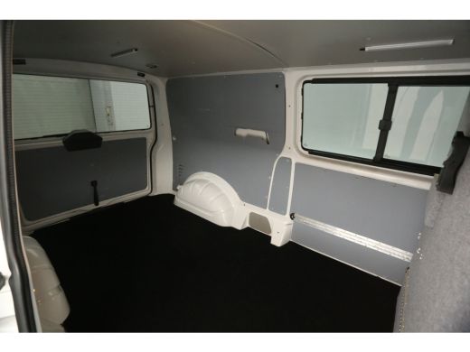 Volkswagen Transporter 2.0 TDI L2H1 150PK DSG Automaat Airco Cruise Carplay Navigatie PDC Elektrpakket ActivLease financial lease