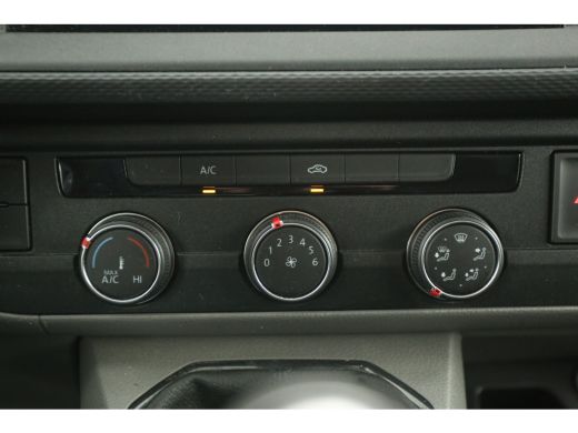Volkswagen Transporter 2.0 TDI L2H1 Airco Cruise Carplay 2xSchuifdeur Navigatie PDC 3 Persoons Elektrpakket ActivLease financial lease