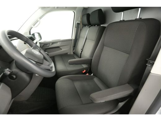 Volkswagen Transporter 2.0 TDI L2H1 Airco Cruise Carplay 2xSchuifdeur Navigatie PDC 3 Persoons Elektrpakket ActivLease financial lease