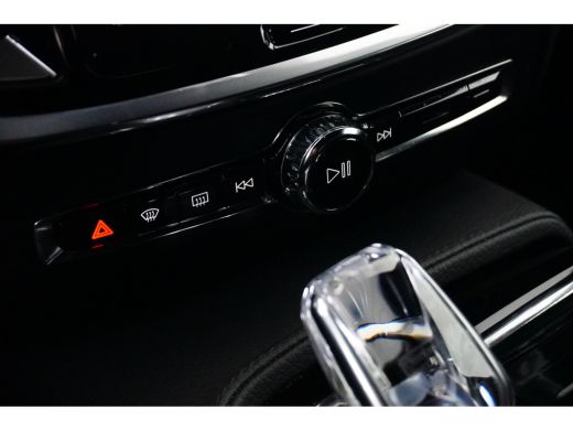 Volvo  V60 Volvo 2.0 T6 Recharge AWD Insc. | Achteruitrijcamera | Audio installatie high end | Cruise contro... ActivLease financial lease