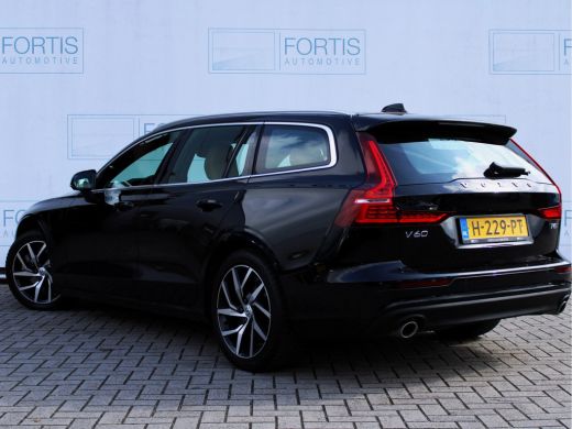 Volvo  V60 2.0 T6 Twin Engine AWD Momentum Pro NL AUTO | LEDER | CAMERA | STOELVERW | ActivLease financial lease