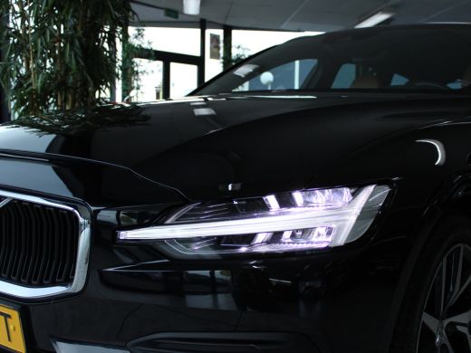 Volvo  V60 2.0 T6 Twin Engine AWD Momentum Pro NL AUTO | LEDER | CAMERA | STOELVERW | ActivLease financial lease