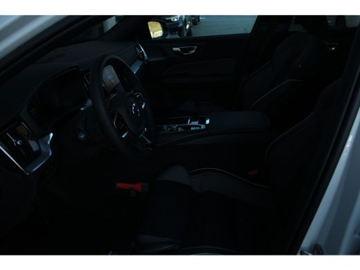 Volvo  V60 T6 AWD Ultra Dark | Styling-Pakket | Head-up Display | 360 Camera | Harman/Kardon | Panoramadak |... ActivLease financial lease
