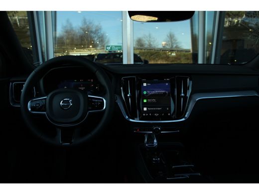 Volvo  V60 T6 AWD Ultra Dark | Styling-Pakket | Head-up Display | 360 Camera | Harman/Kardon | Panoramadak |... ActivLease financial lease
