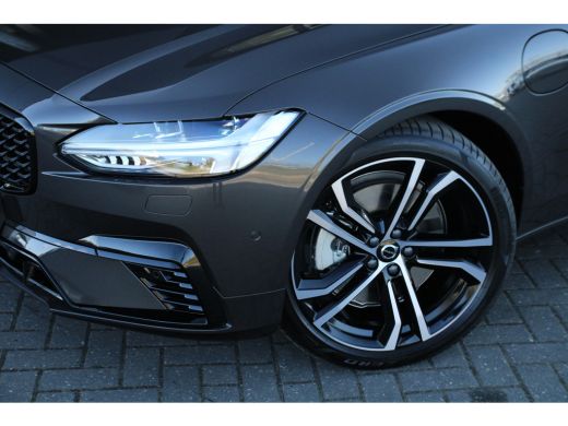 Volvo  V90 Volvo T8 AWD Ultra Dark | Luchtvering | Bowers&Wilkins | Massage+Ventilatie | Nappaleder | 360 Ca... ActivLease financial lease